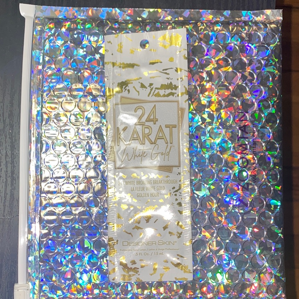 24 Karat White Gold Tanning Lotion